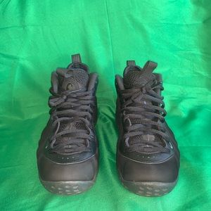 Nike Air Foamposite One Premium ‘Black Suede’ (Triple Black)